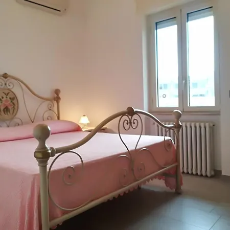 Casa Vacanze Deluxe Sofia, 4 E 6 Posti 펜션 *