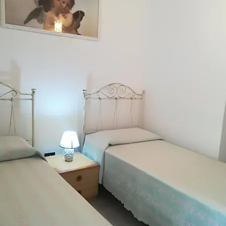 Casa Vacanze Deluxe Sofia, 4 E 6 Posti 펜션 *