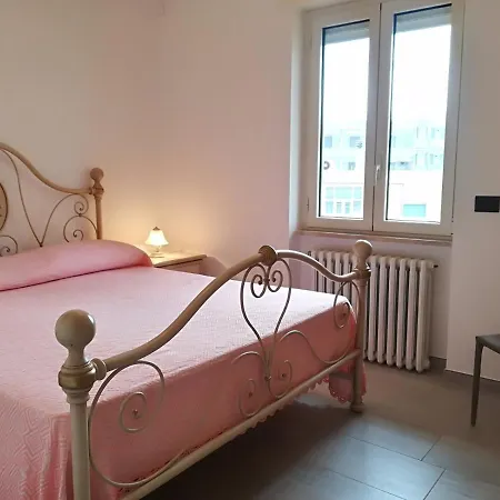 Casa Vacanze Deluxe Sofia, 4 E 6 Posti 펜션 오트란토